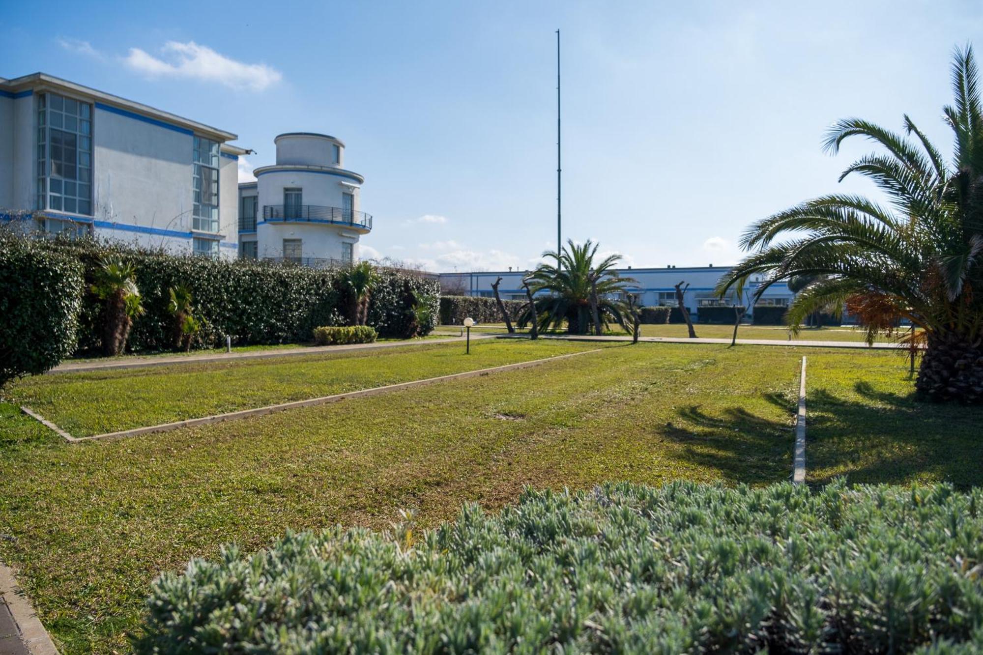 Solidago Residence Tirrenia Exterior foto